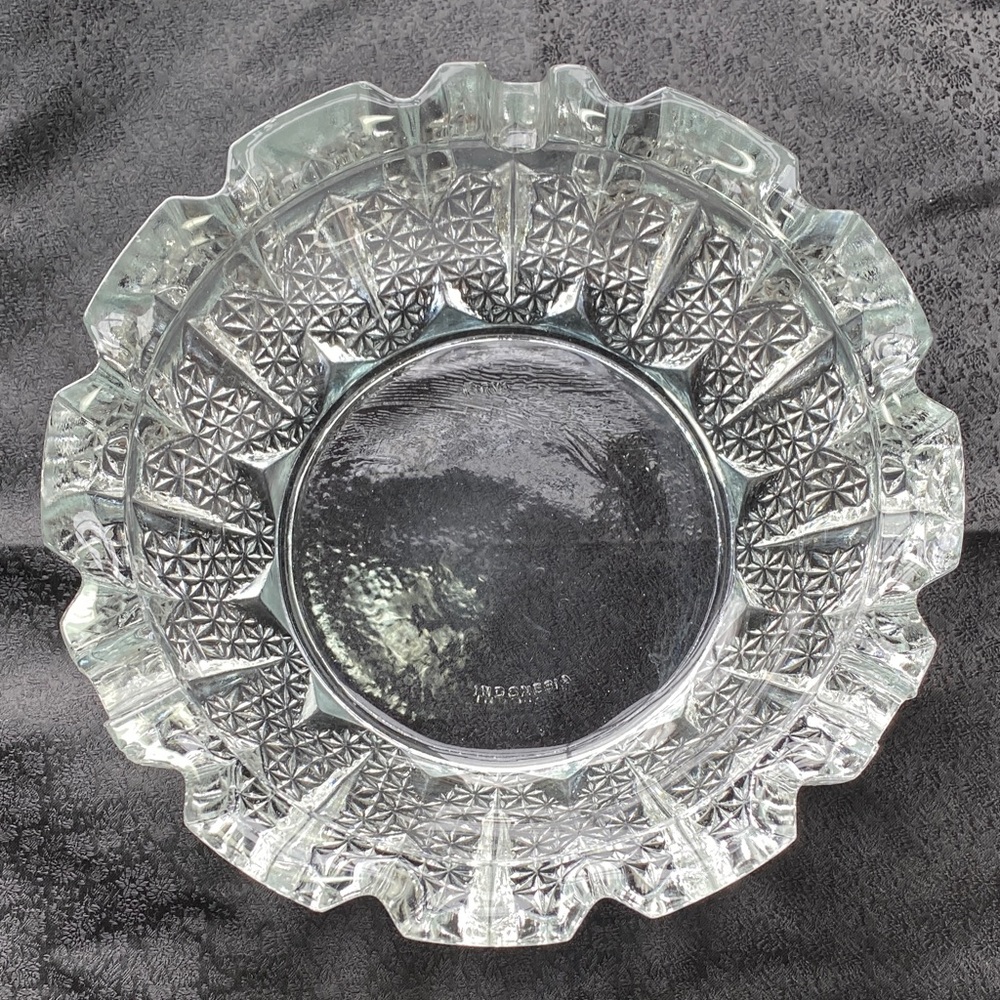 Vintage Firna Indonesia Daisy Pressed Glass 2" X 6 5/8" Trinket Candle Candy Ash